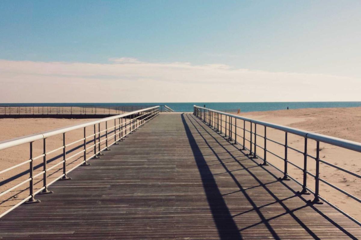 Edukasi Pariwisata Berkelanjutan, Prodi Administrasi Bisnis UNBI Libatkan 101 Siswa SMAN 8 Denpasar